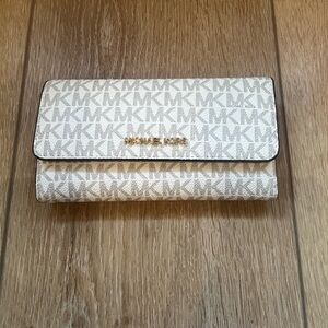 Michael Kors White Monogram Women's Bag